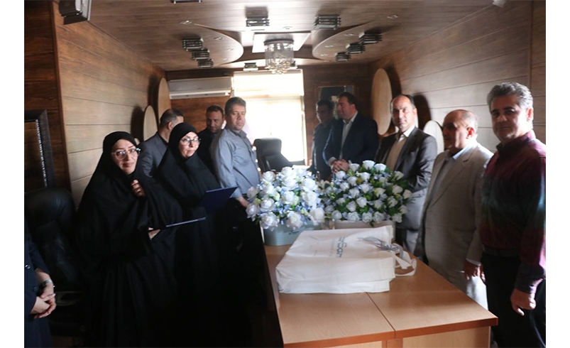 تقدیر از دو همکار بازنشسته شهرداری خمام